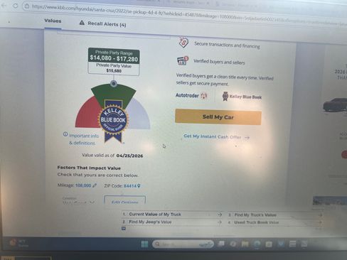 Used 2022 Hyundai Santa Cruz SE AWD/4WD image 16