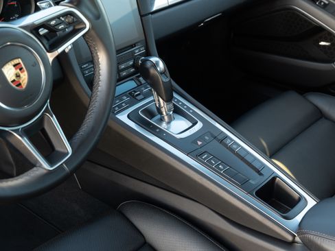 Used 2019 Porsche 911 Carrera image 24