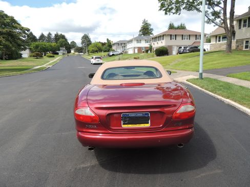 Used 1997 Jaguar XK8 Convertible RWD image 5