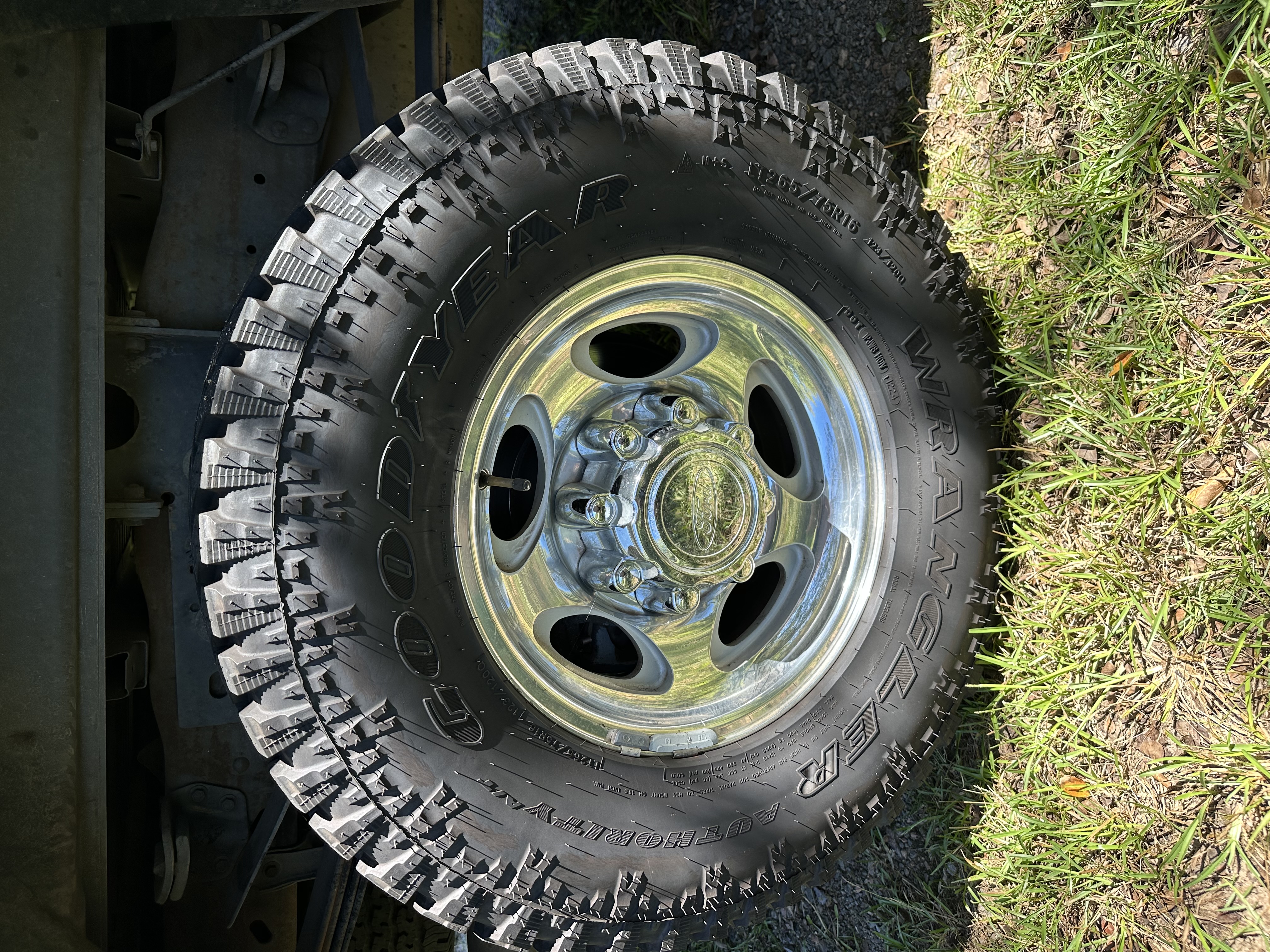 Used 2003 Ford F250 Lariat AWD/4WD image 21