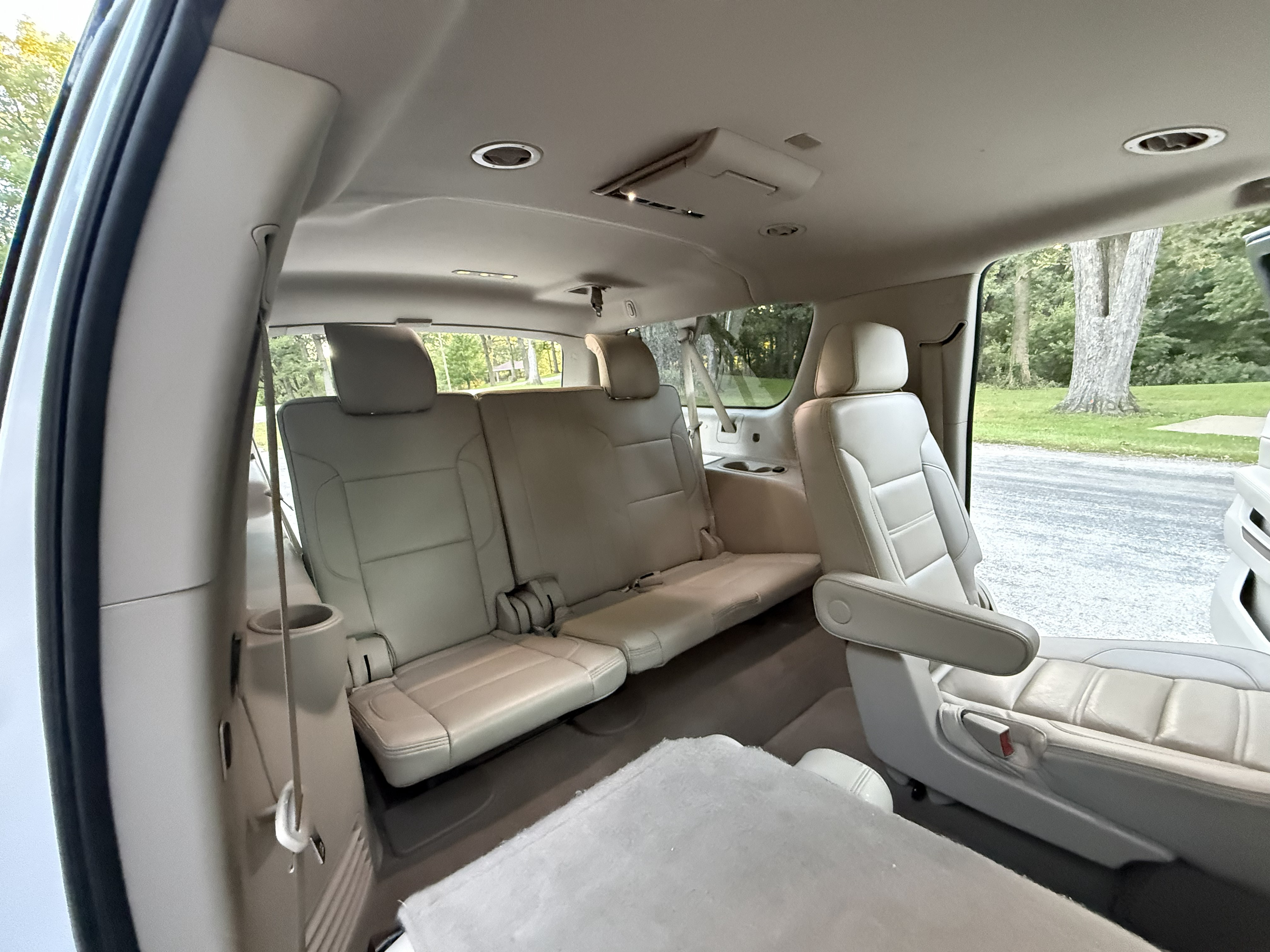 Used 2019 GMC Yukon XL Denali w/ Denali Ultimate Package AWD/4WD image 14