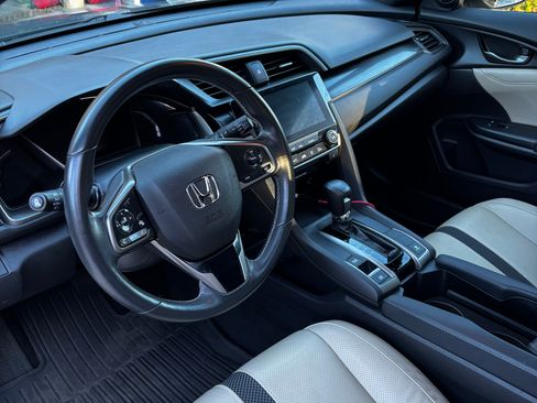 Used 2020 Honda Civic EX-L image 10
