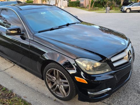 Used 2013 Mercedes-Benz C 250 Coupe image 2