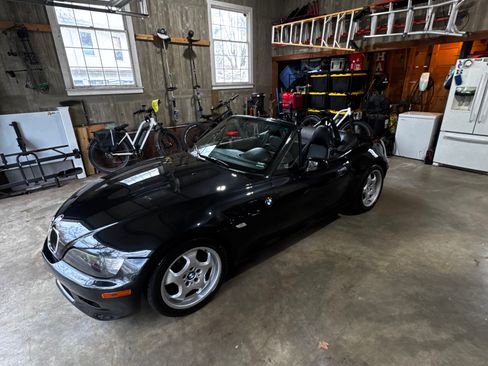 Used 2001 BMW Z3 3.0i RWD image 5