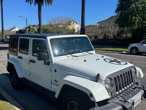 Used 2015 Jeep Wrangler Unlimited Sport image 6