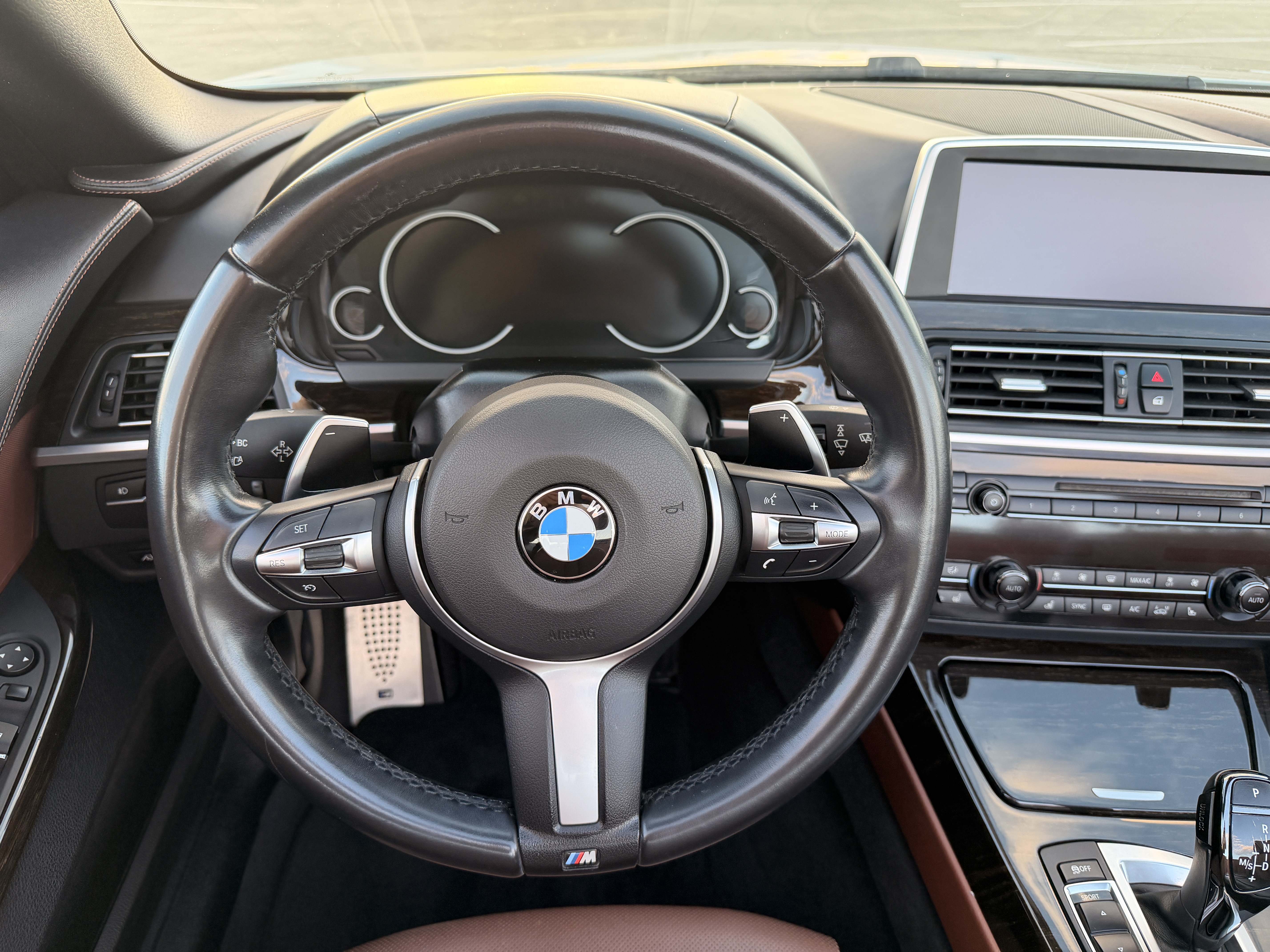Used 2014 BMW 650i Convertible RWD image 28