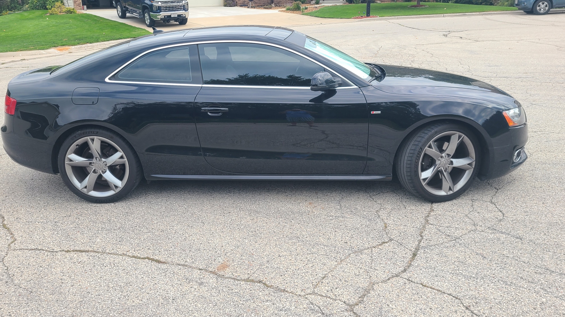 Used 2010 Audi A5 2.0T Premium AWD/4WD image 5