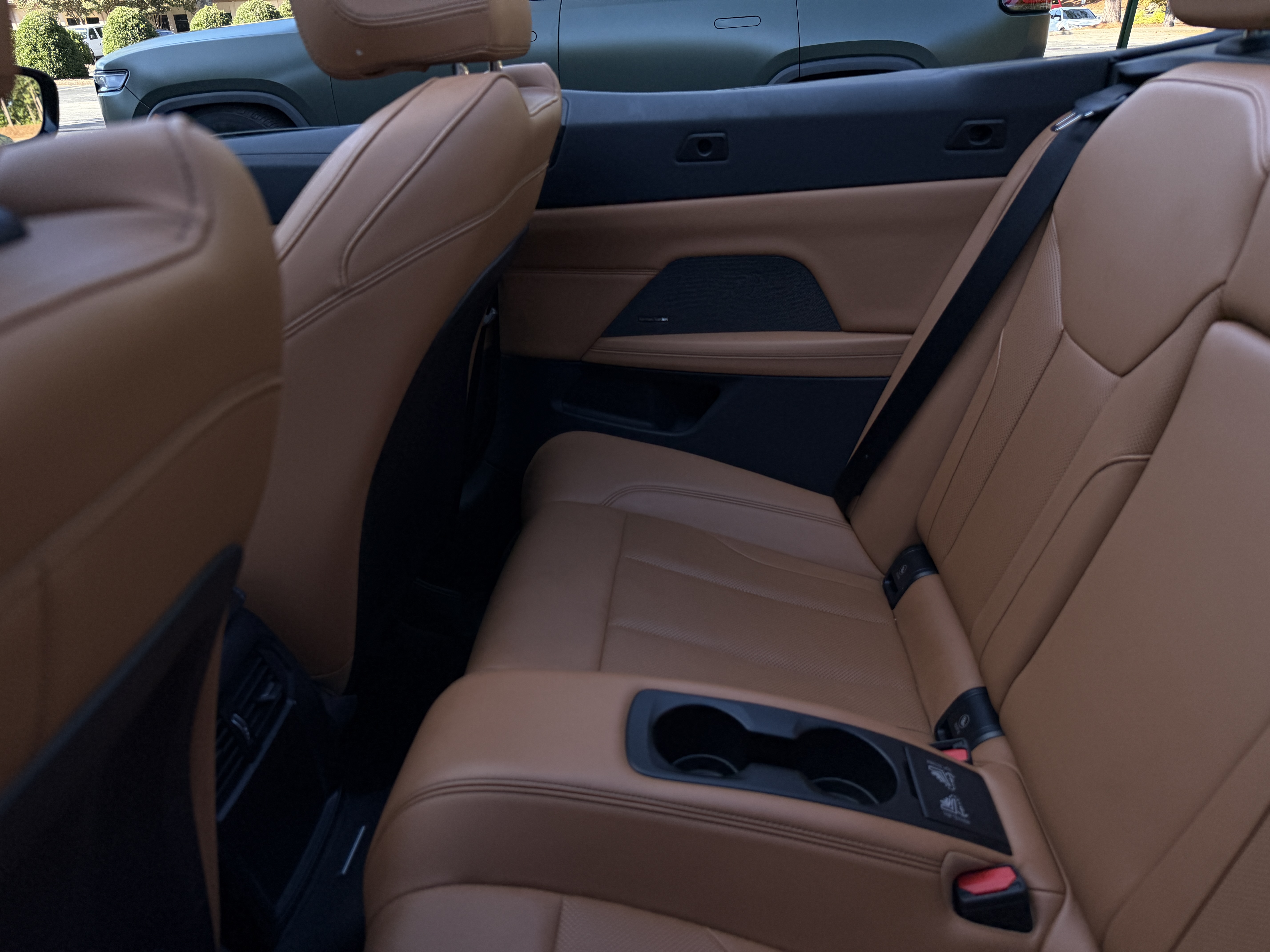 Used 2025 BMW M440i Convertible RWD image 20