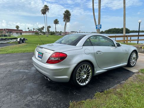 Used 2007 Mercedes-Benz SLK 55 AMG SLK 55 AMG Roadster 2D image 2