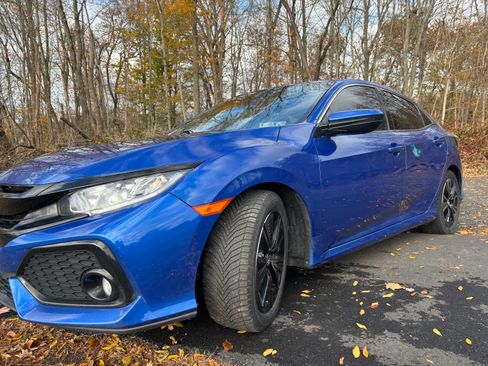 Used 2017 Honda Civic EX image 5