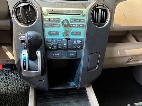 Used 2009 Honda Pilot EX-L image 11