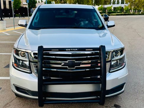 Used 2020 Chevrolet Tahoe 2WD w/ Remote Keyless Entry Package image 4