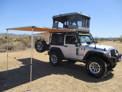 Used 2012 Jeep Wrangler Sport AWD/4WD image 12