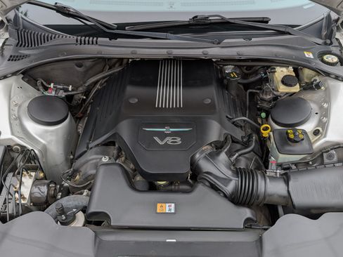 Used 2004 Ford Thunderbird image 12