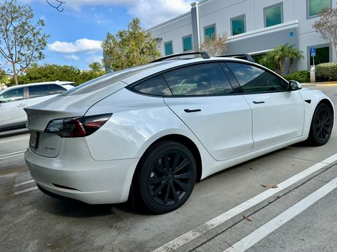 Used 2023 Tesla Model 3 Long Range image 4