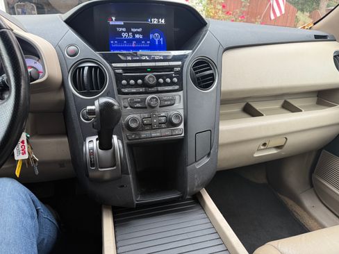 Used 2014 Honda Pilot EX-L image 10