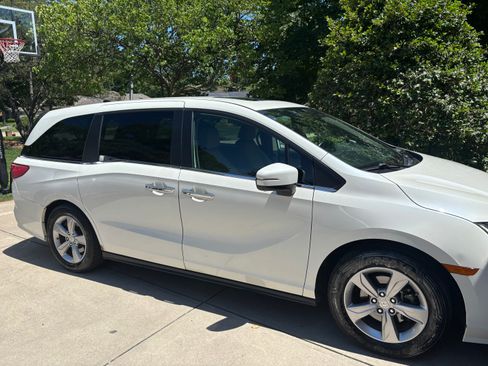 Used 2018 Honda Odyssey EX-L image 1