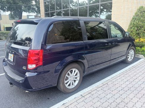Used 2015 Dodge Grand Caravan SXT FWD image 5