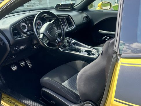 Used 2021 Dodge Challenger R/T Scat Pack w/ T/A Package RWD image 8