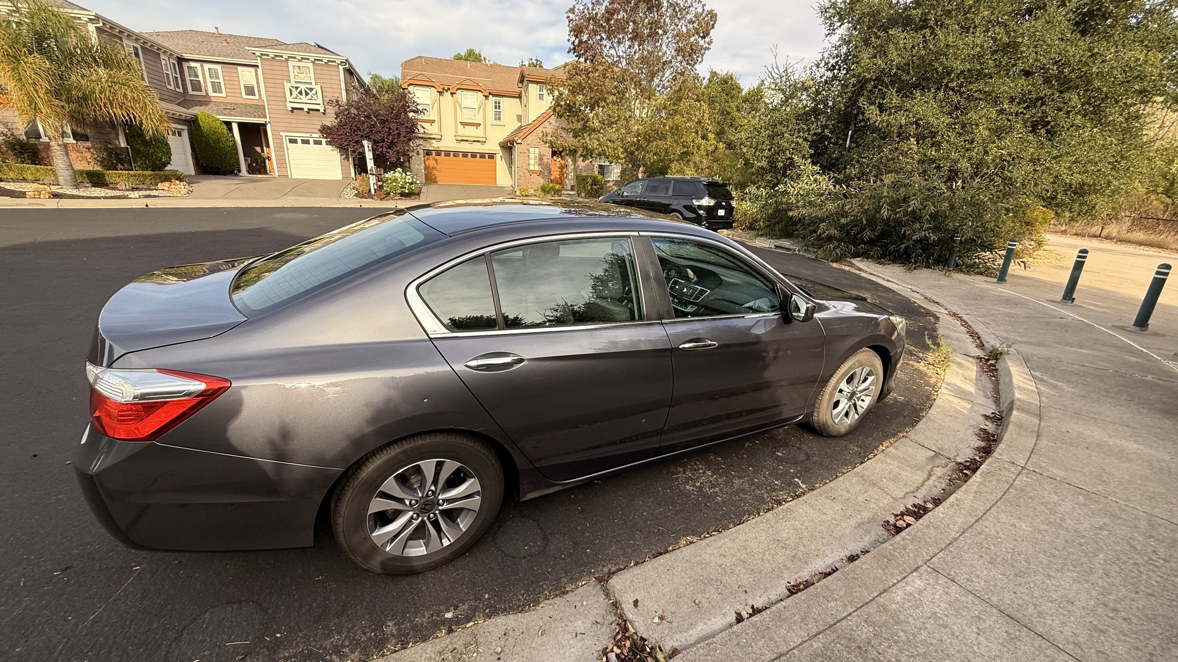 Used 2014 Honda Accord LX image 2