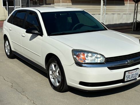 Used 2005 Chevrolet Malibu LS w/ Preferred Equipment Group FWD image 4