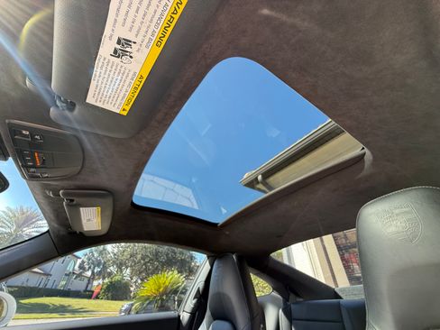 Used 2014 Porsche 911 Carrera S image 24