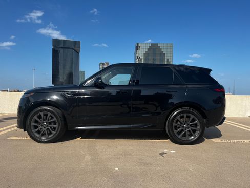 Used 2024 Land Rover Range Rover Sport Dynamic SE AWD/4WD image 1