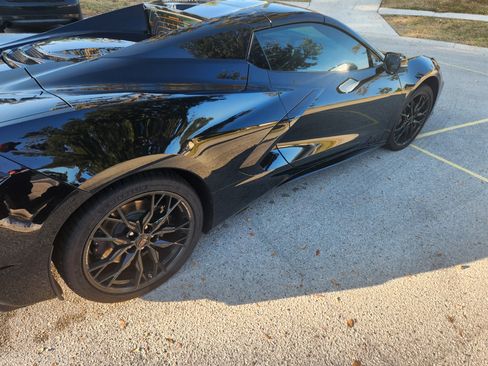 Used 2024 Chevrolet Corvette Stingray Premium Conv w/ Z51 Performance Package image 2