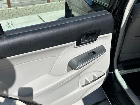 Used 2013 Toyota Camry XLE w/ Leather Pkg image 14