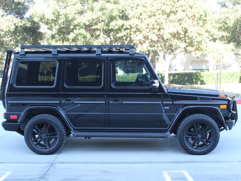 Used 2011 Mercedes-Benz G 550 G 550 4MATIC Sport Utility 4D image 6