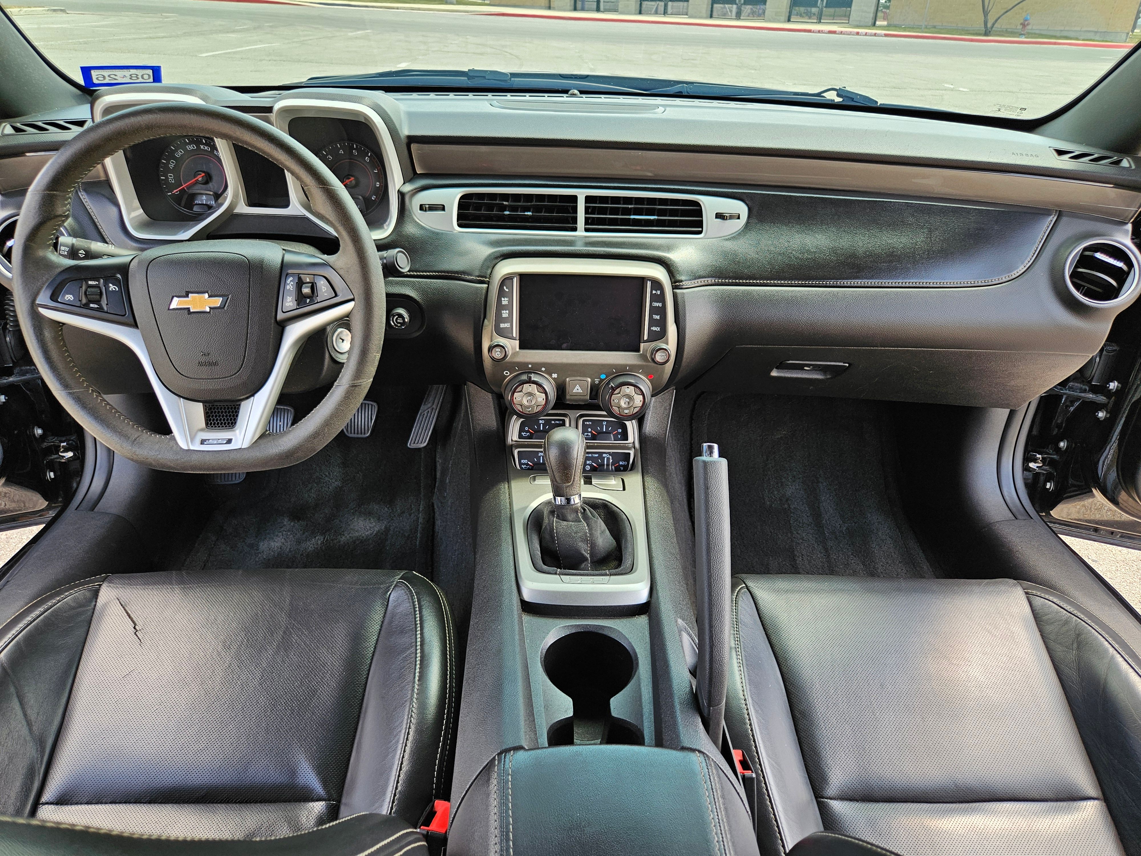 Used 2014 Chevrolet Camaro SS w/ SS Performance Package RWD image 22