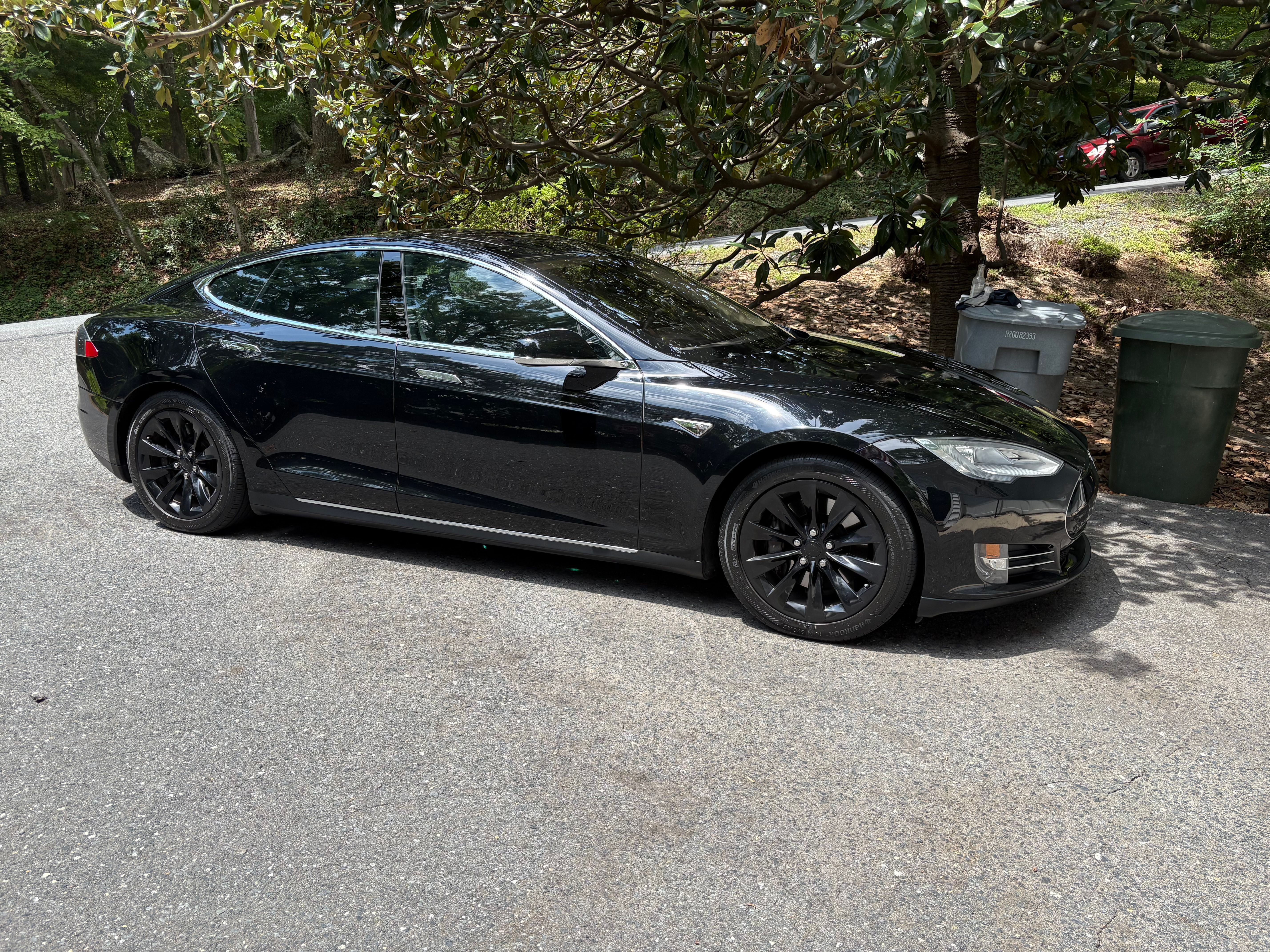 Used 2013 Tesla Model S Performance RWD image 1