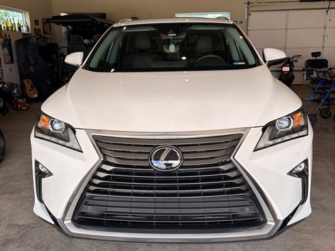 Used 2017 Lexus RX 350 AWD w/ Premium Package image 4