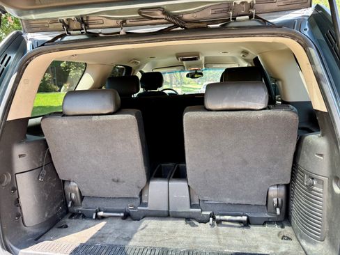 Used 2008 Chevrolet Tahoe LS RWD image 9