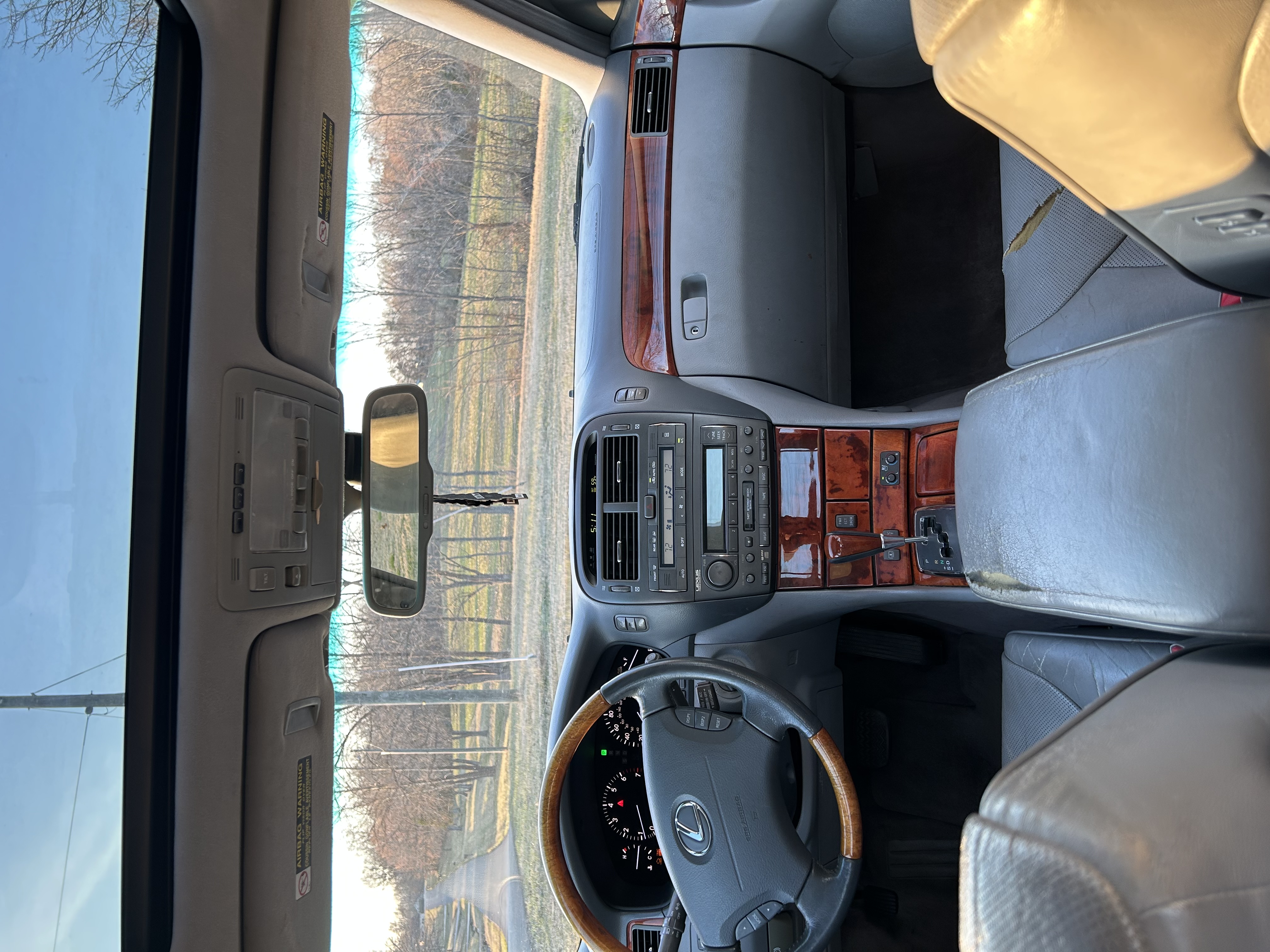 Used 2004 Lexus LS 430 w/ Premium Pkg RWD image 4