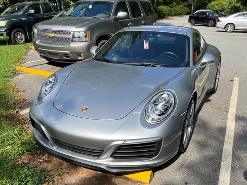 Used 2017 Porsche 911 Carrera 4S AWD/4WD image 27