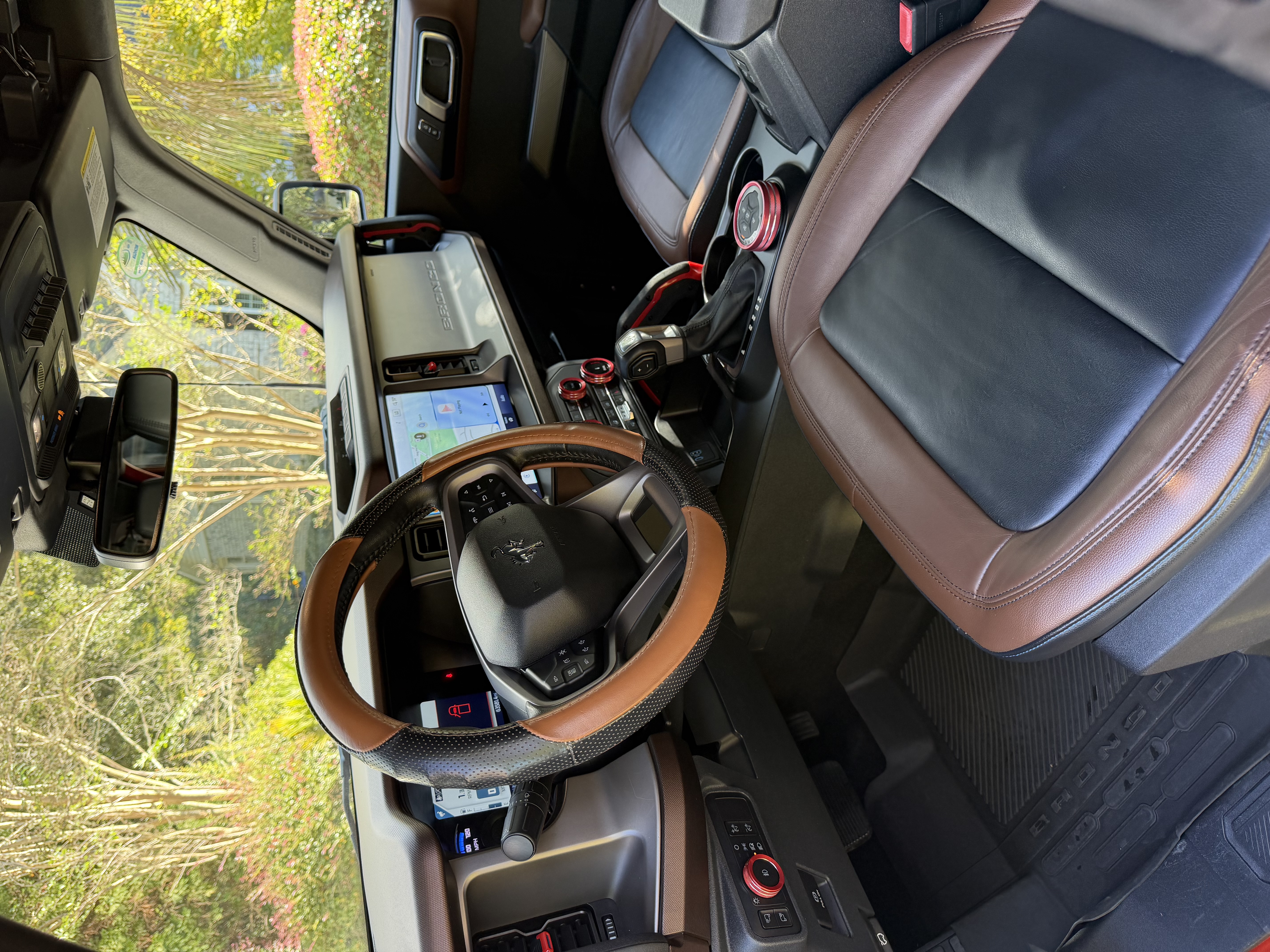 Used 2022 Ford Bronco Outer Banks AWD/4WD image 9