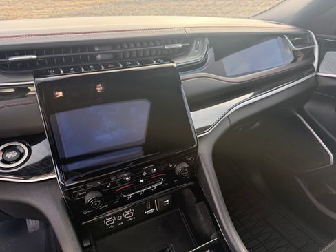 Used 2022 Jeep Grand Cherokee Trailhawk w/ ADV Protech Group II image 5