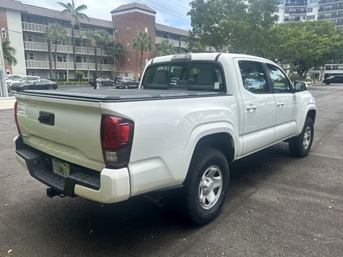 Used 2018 Toyota Tacoma SR w/ SR Convenience Package RWD image 6