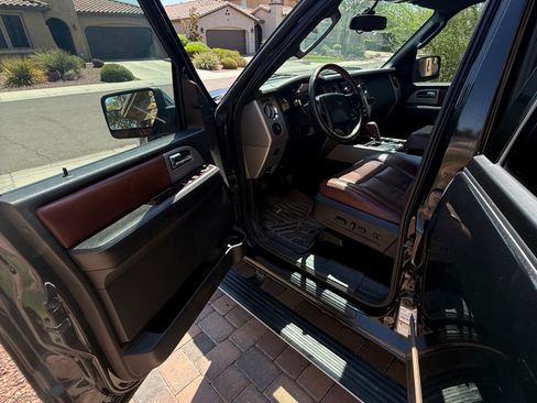 Used 2014 Ford Expedition King Ranch AWD/4WD image 8