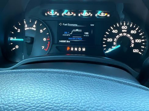 Used 2018 Ford F150 XL w/ Equipment Group 101A Mid RWD image 4