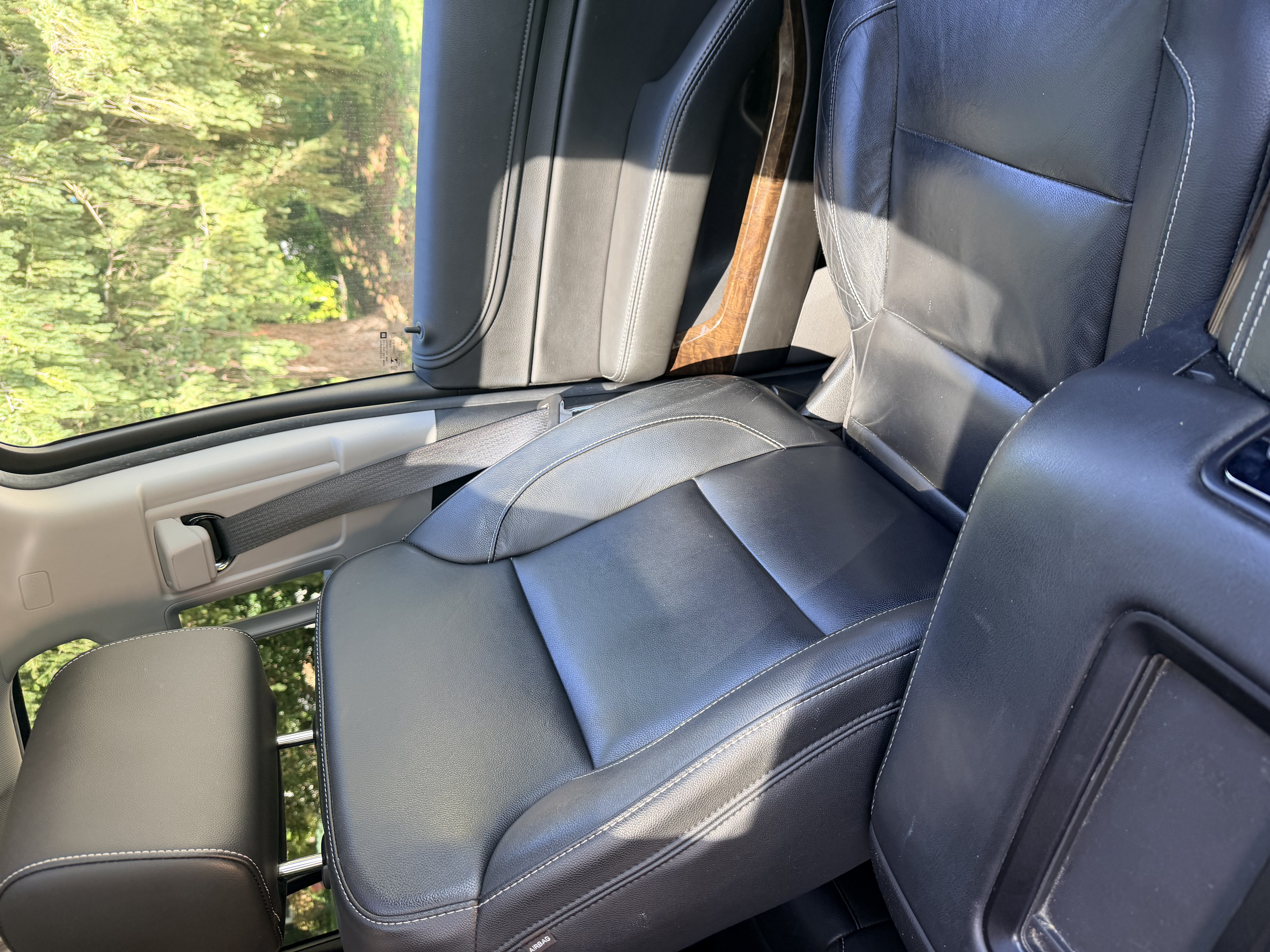 Used 2019 Chevrolet Tahoe LT AWD/4WD image 16