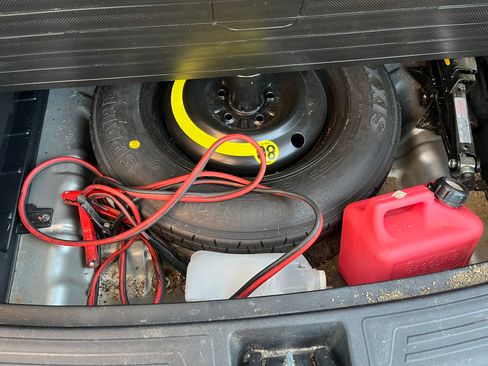 Used 2010 Hyundai Tucson GLS image 9