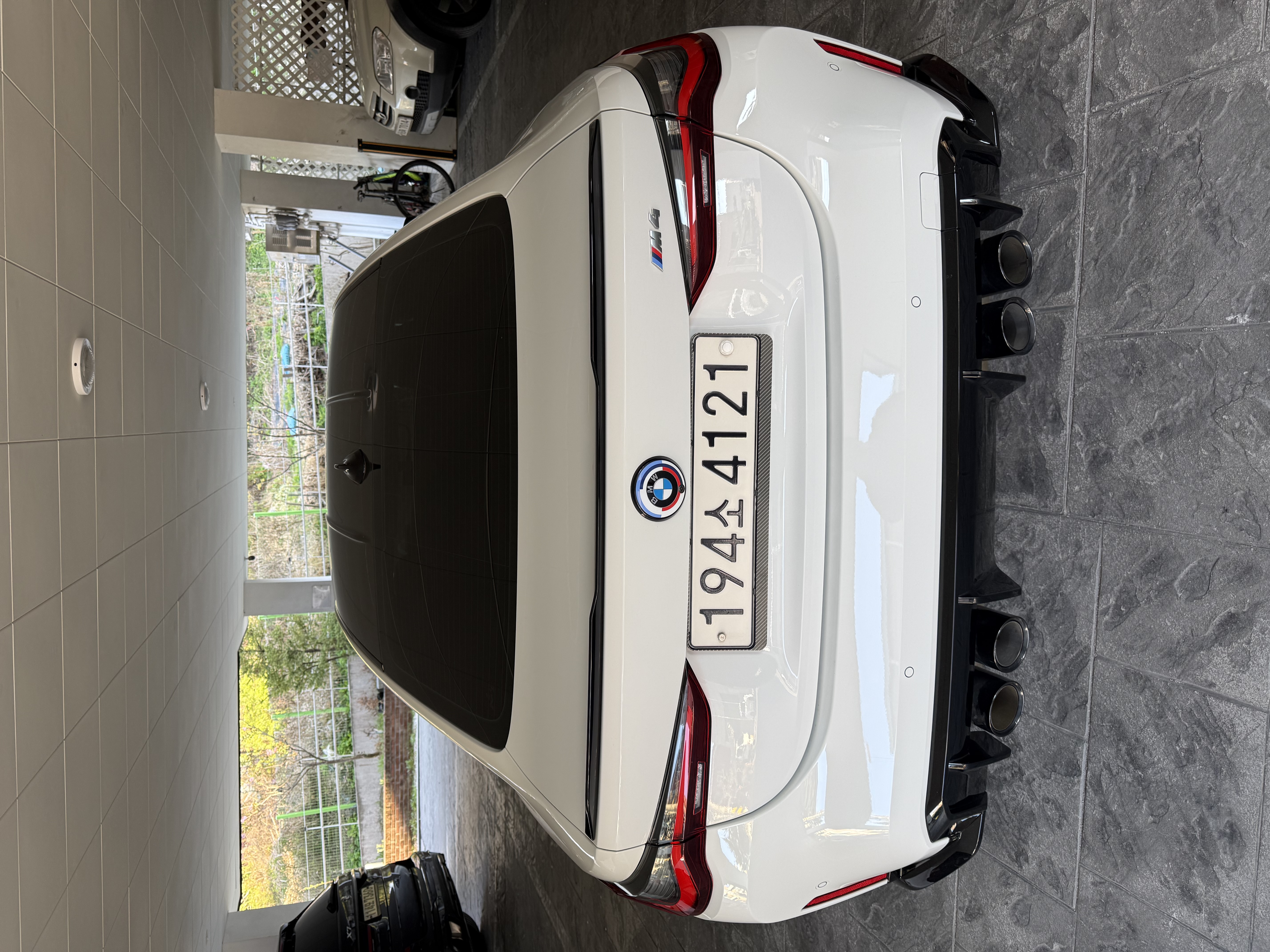 Used 2023 BMW M4 Coupe RWD image 5