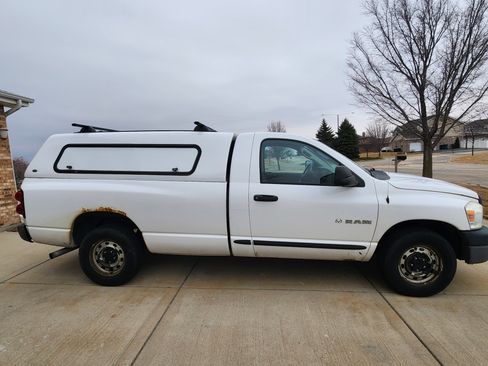 Used 2008 Dodge Ram 1500 Truck ST w/ Popular Equipment Group image 5