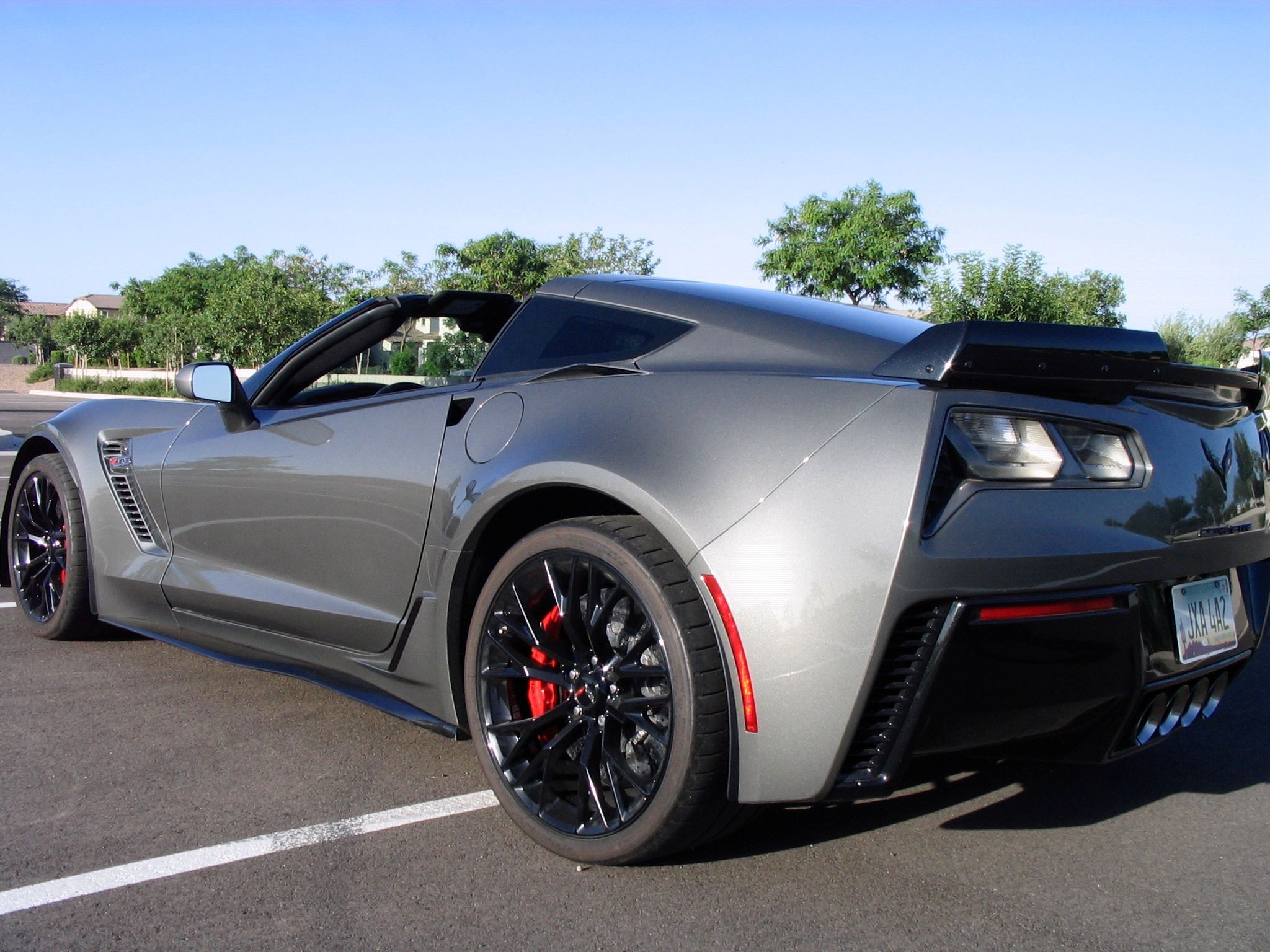 Used 2016 Chevrolet Corvette Z06 w/ 3LZ Preferred Equipment Group RWD image 6