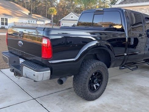 Used 2016 Ford F250 XLT w/ XLT Premium Package image 2