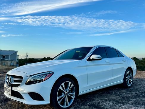 Used 2019 Mercedes-Benz C 300 4MATIC Sedan image 1
