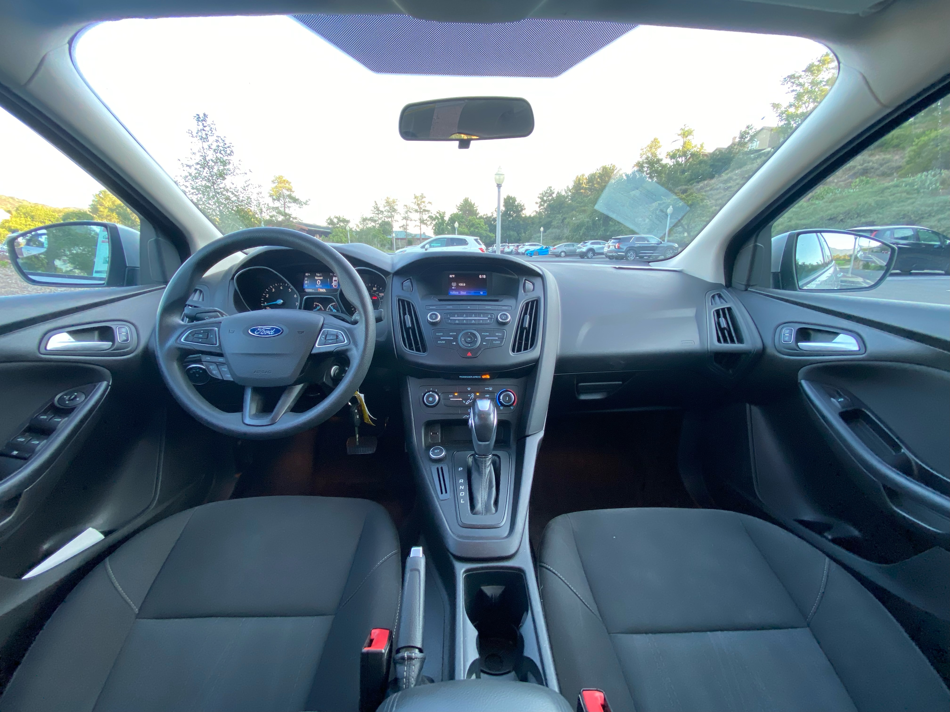 Used 2015 Ford Focus SE FWD image 11