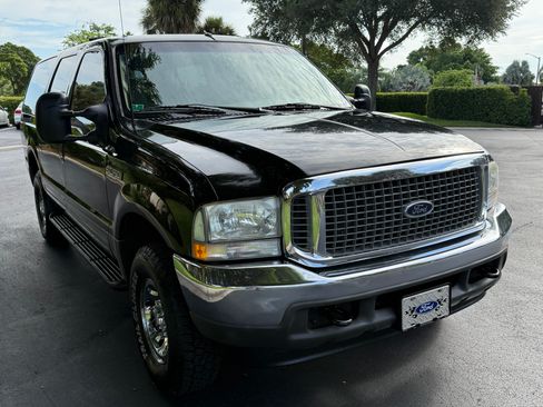 Used 2002 Ford Excursion XLT AWD/4WD image 5